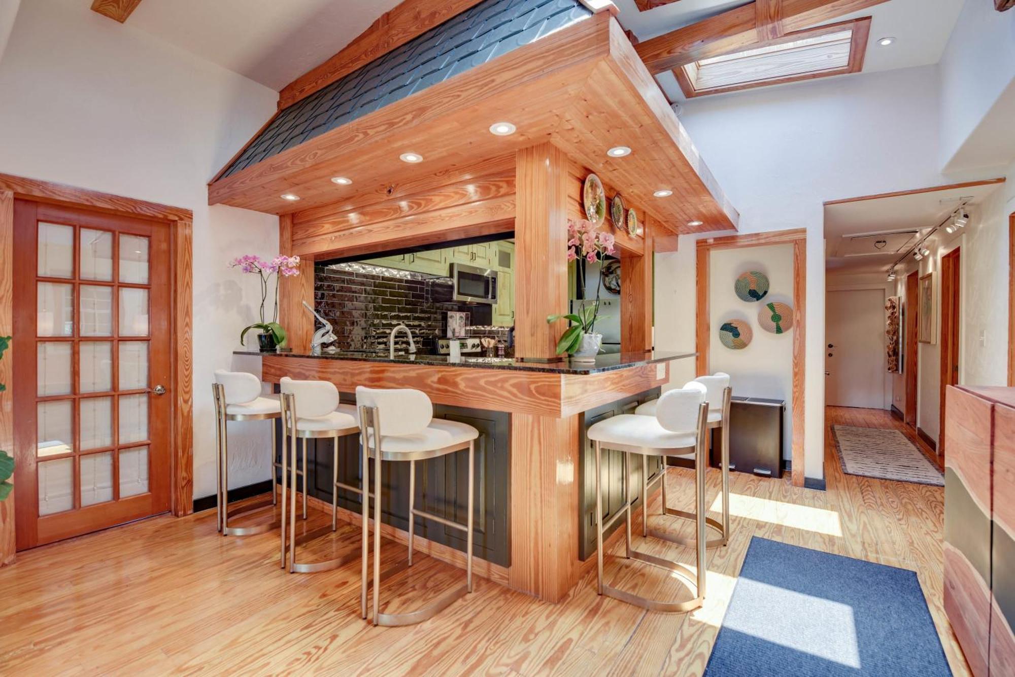 New Pineapple Palloza - Bright & Modern On Duval Appartement
